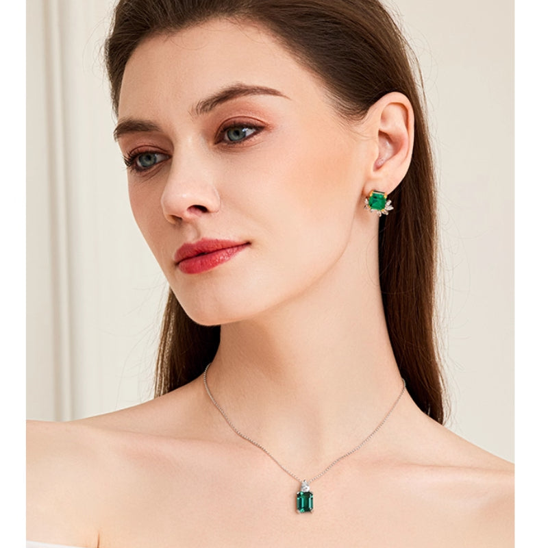 Eleanor- Emerald Cut Emerald Classic Necklace