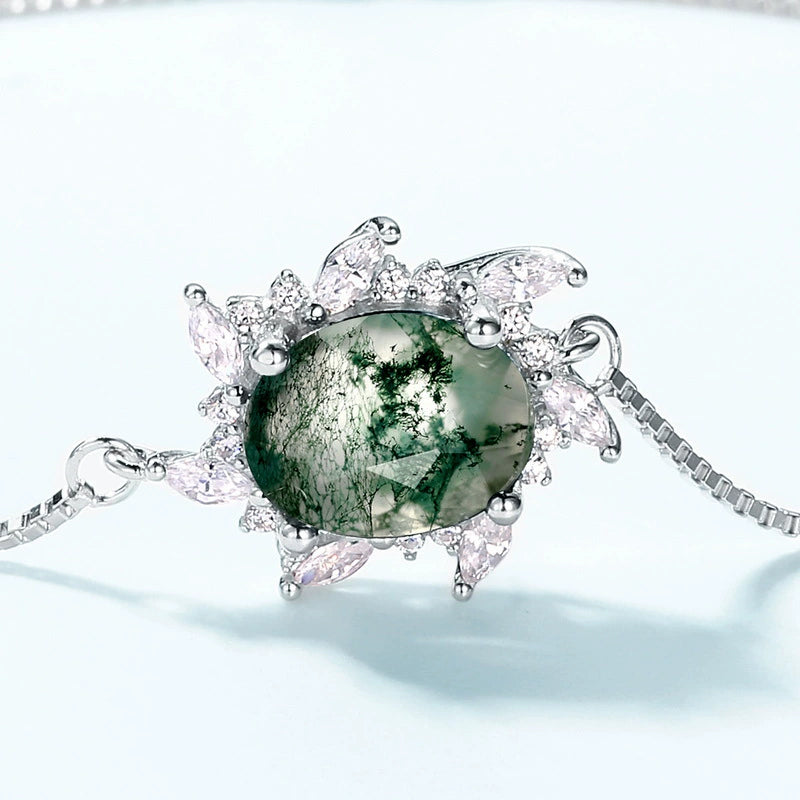 "Aven" - Oval Cut Moss Agate Nature Bracelet