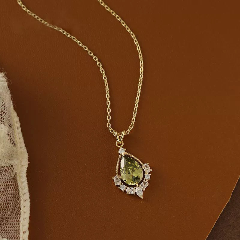 Cordelia - Pear Cut Green Peridot Vintage Necklace