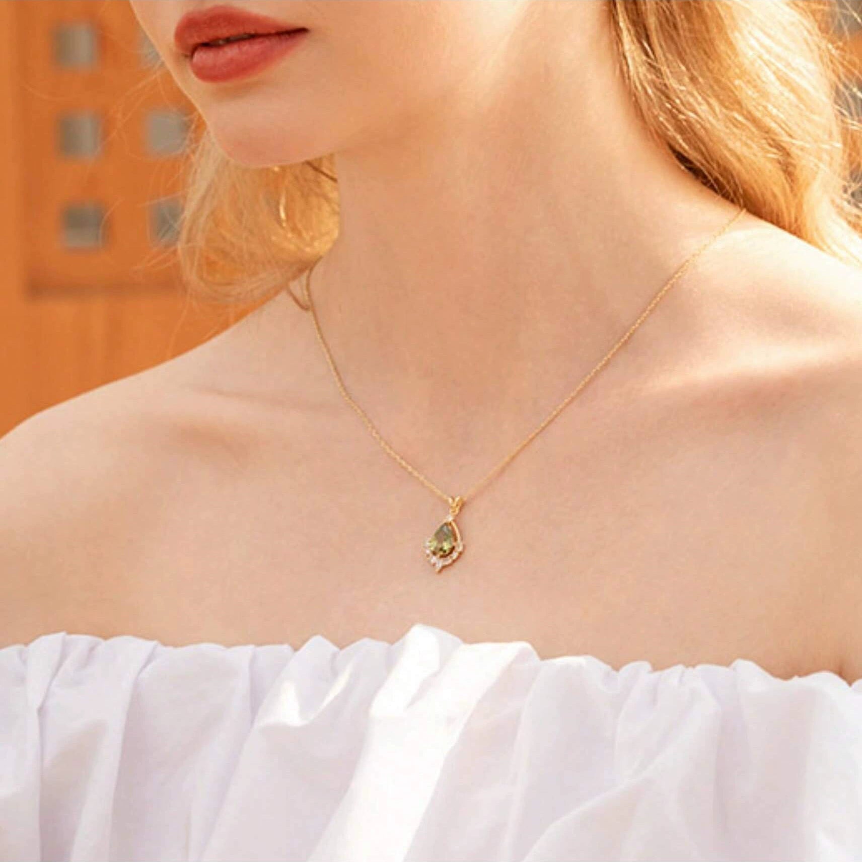 Cordelia - Pear Cut Green Peridot Vintage Necklace