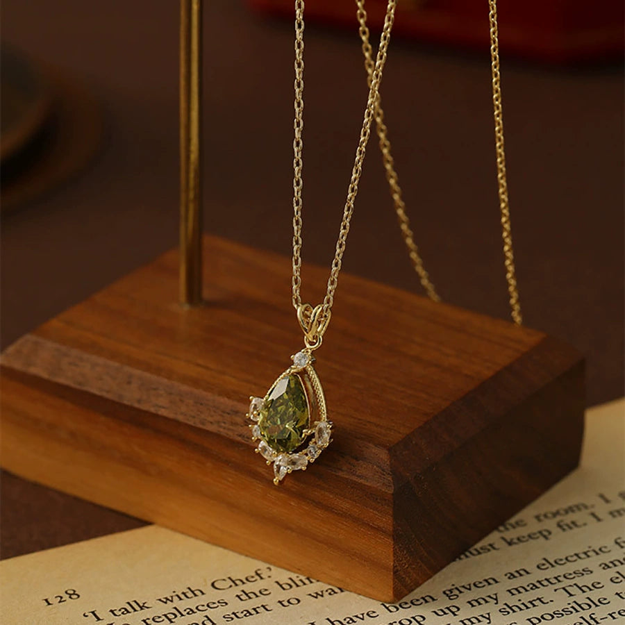 Cordelia - Pear Cut Green Peridot Vintage Necklace