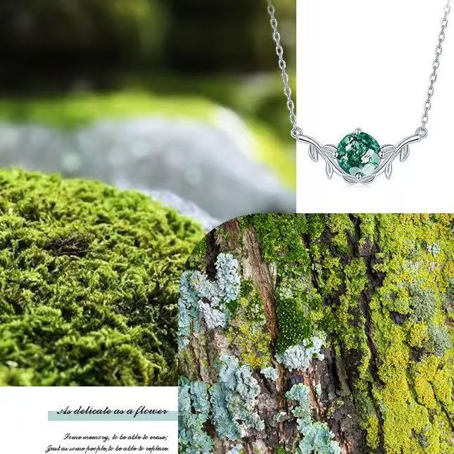 Viridis - Round Cut Moss Agate Nature Necklace