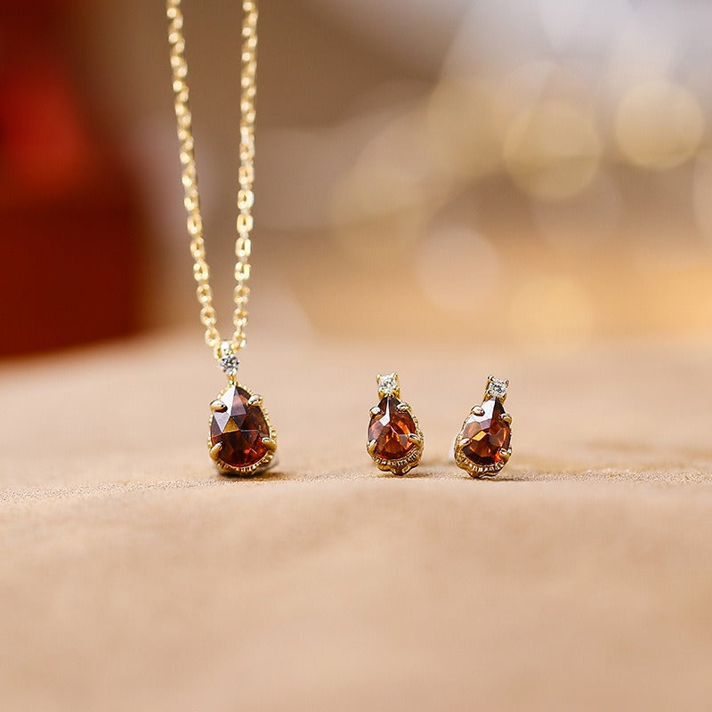 Pear Cut Garnet January Birthstone Vintage Necklace