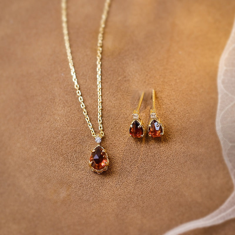 Pear Cut Garnet January Birthstone Vintage Necklace