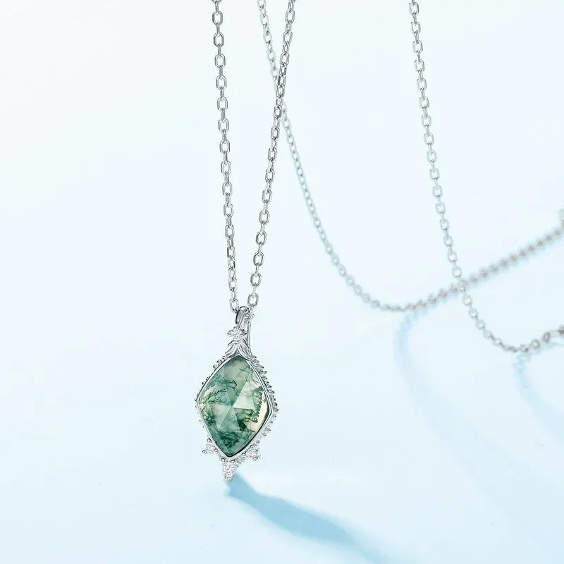 ’Moss Facet‘ Unique Cut Non-Traditional Moss Agate Pendant for Women