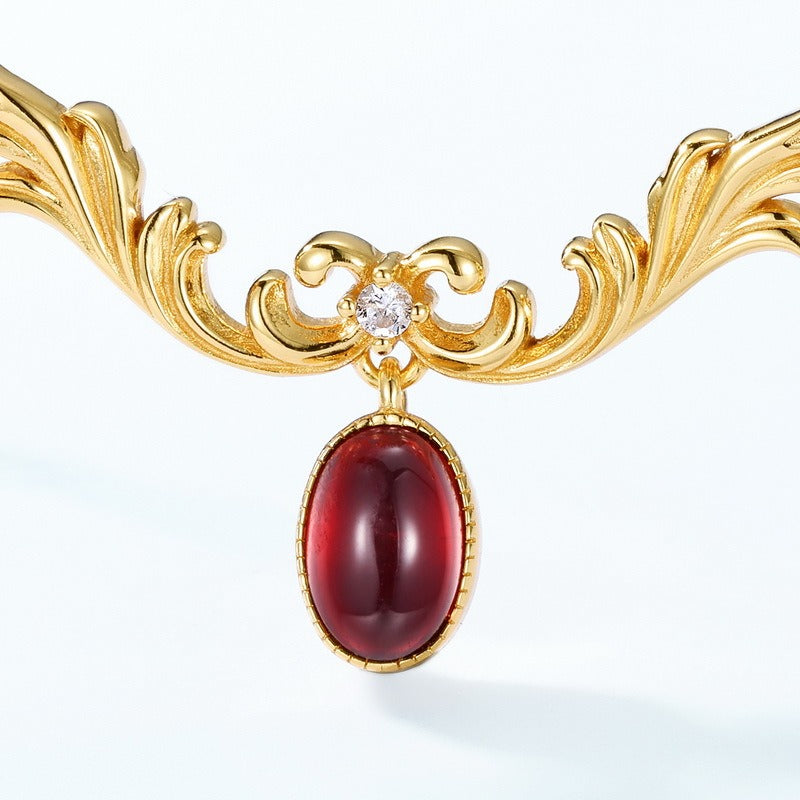 Elara Oval Cut Garnet Vintage Necklace