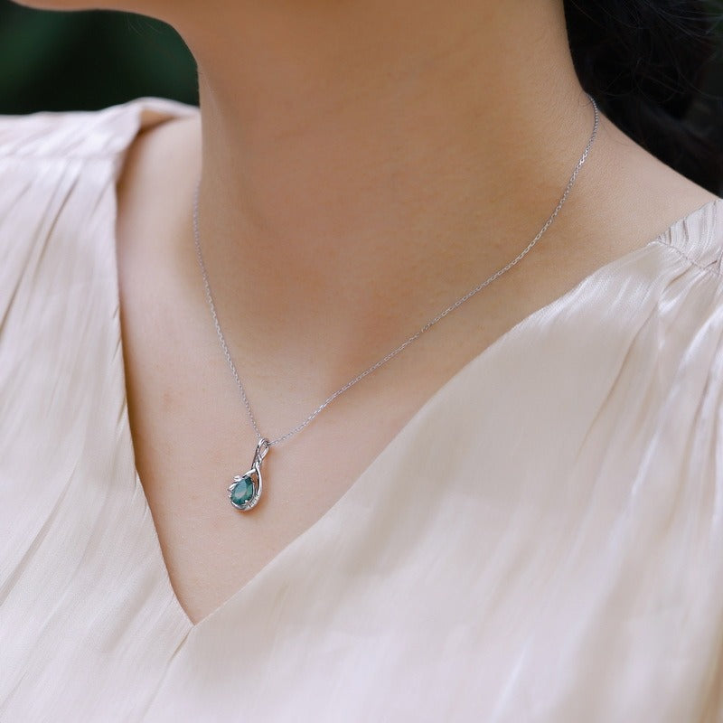 ’Avelyn Moss‘ Pear Natural Moss Agate Unique Women Anniversary Bridal Gift Necklace