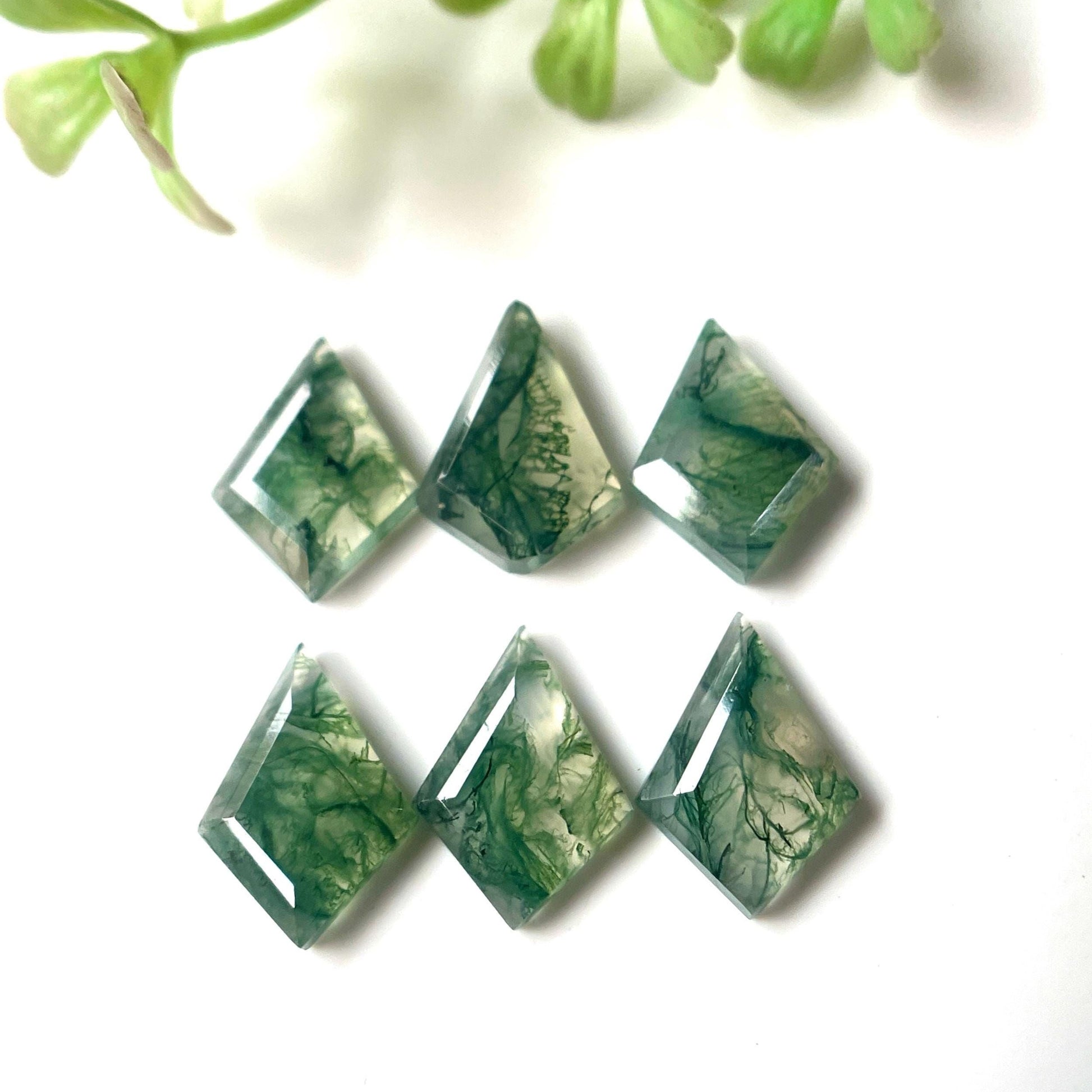 'Evermoss' Kite Cut Natural Green Moss Agate Vintage Necklace Sterling Silver