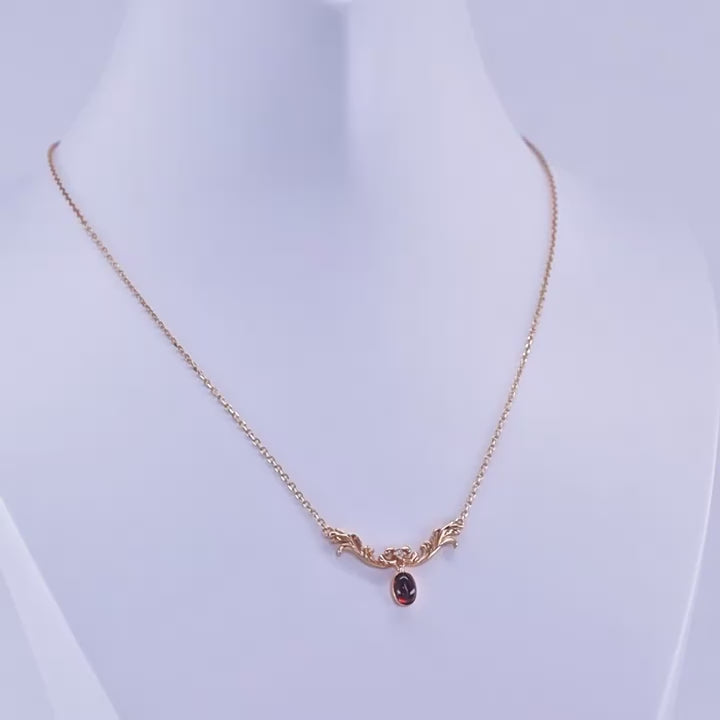 Elara Oval Cut Garnet Vintage Necklace