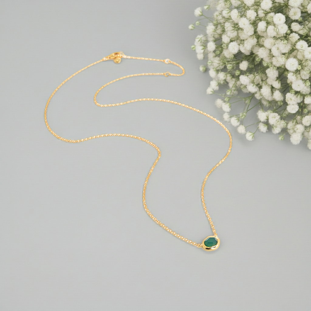 Elysian - Green Agate Minimalist Classic Necklace