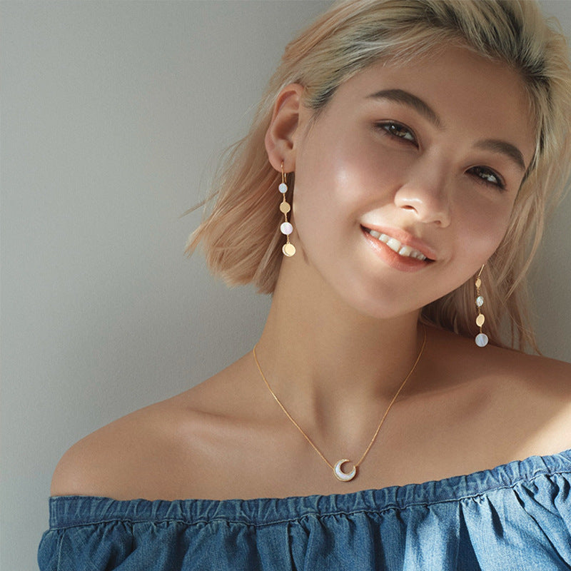 Celestial Whispers Round Disc White Shell Dangle Long Tassel Chain Earrings Classic Minimalist Contrast Circle Dangling Earrings