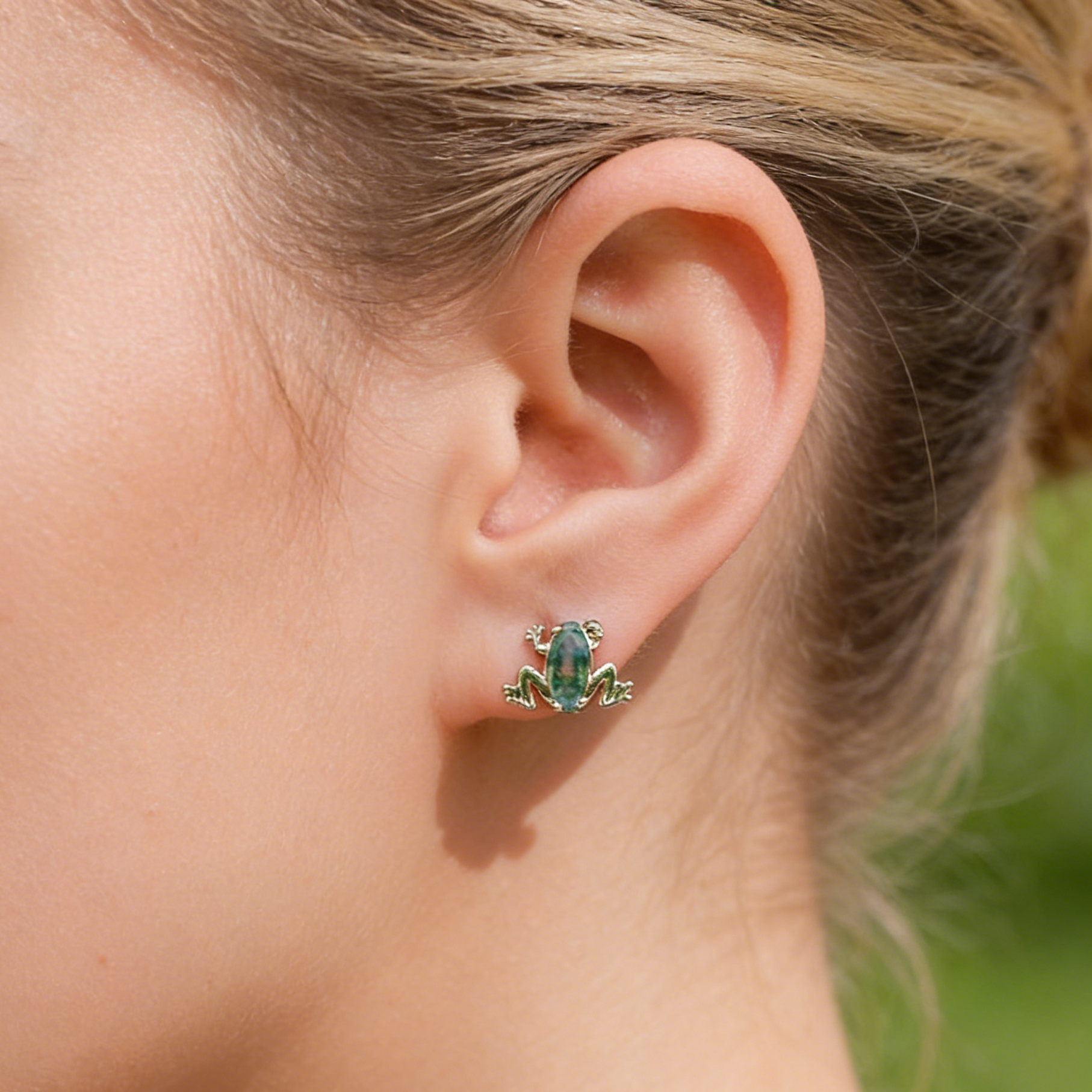 Boucles d'oreilles uniques en agate mousse taille marquise Pondgem, motif grenouille