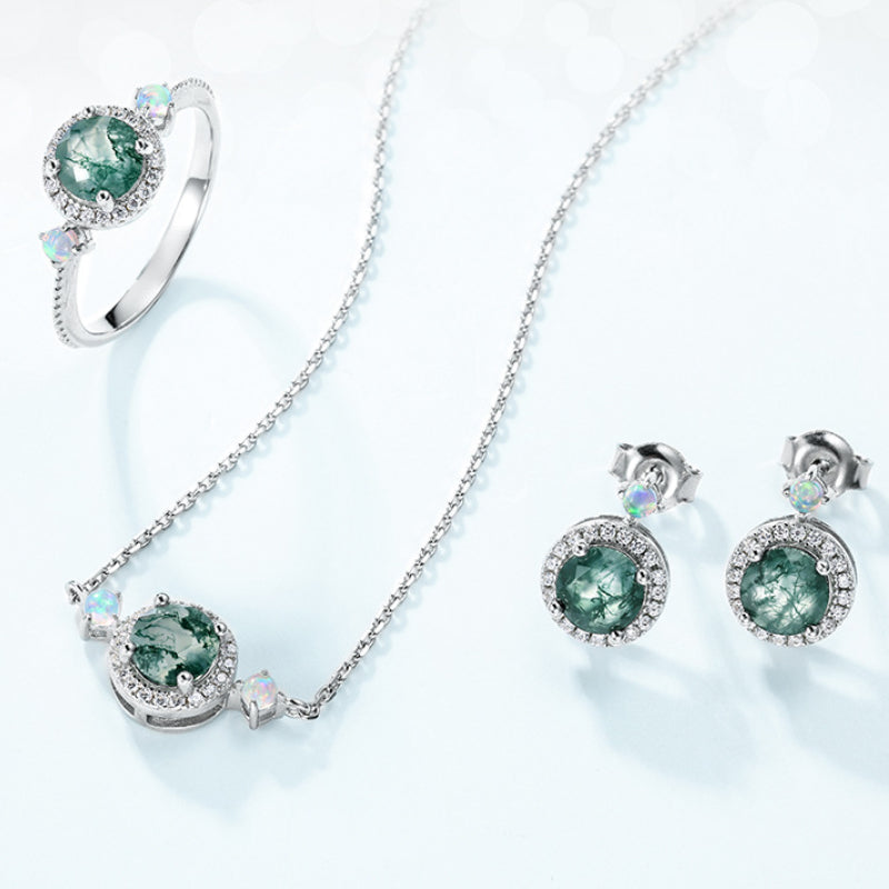 Prudence Round Cut Moss Agate Classic Necklace