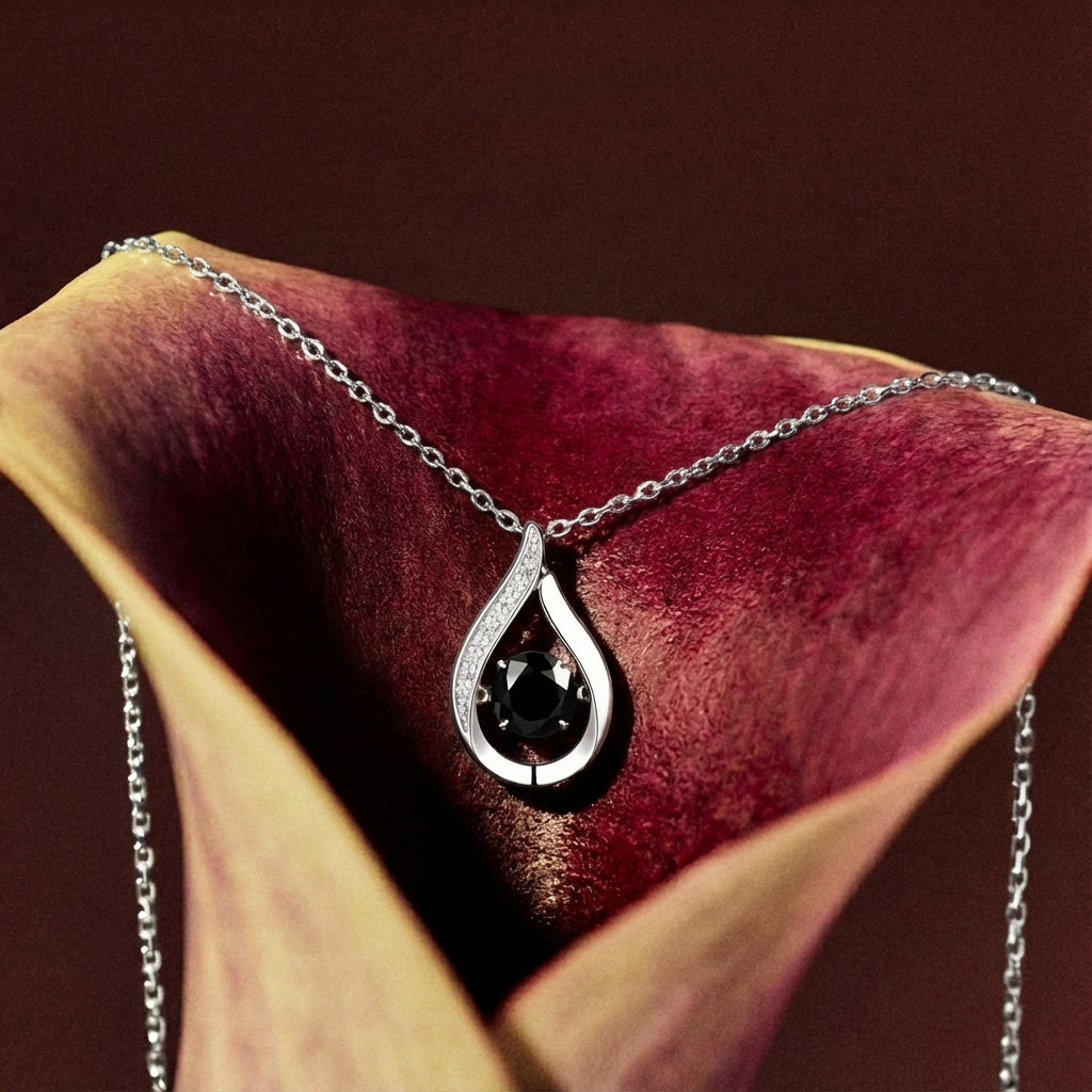 Collier classique Noirra en moissanite noire taille brillant rond de 1 carat