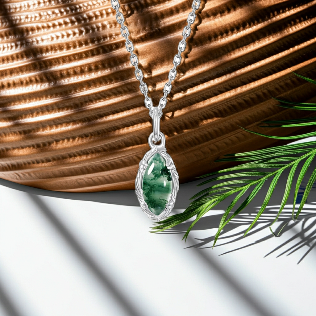 'Everolive' Green Moss Agate Olive Branch Nature Pendant Necklace