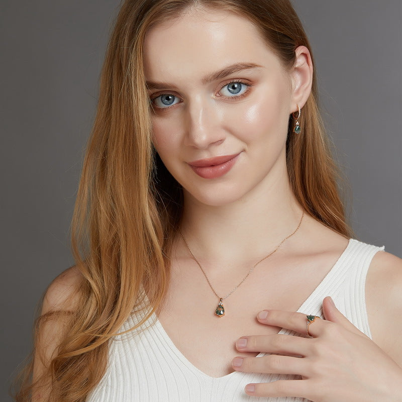 Zinnia-Pear Cut Moss Agate Classic Necklace