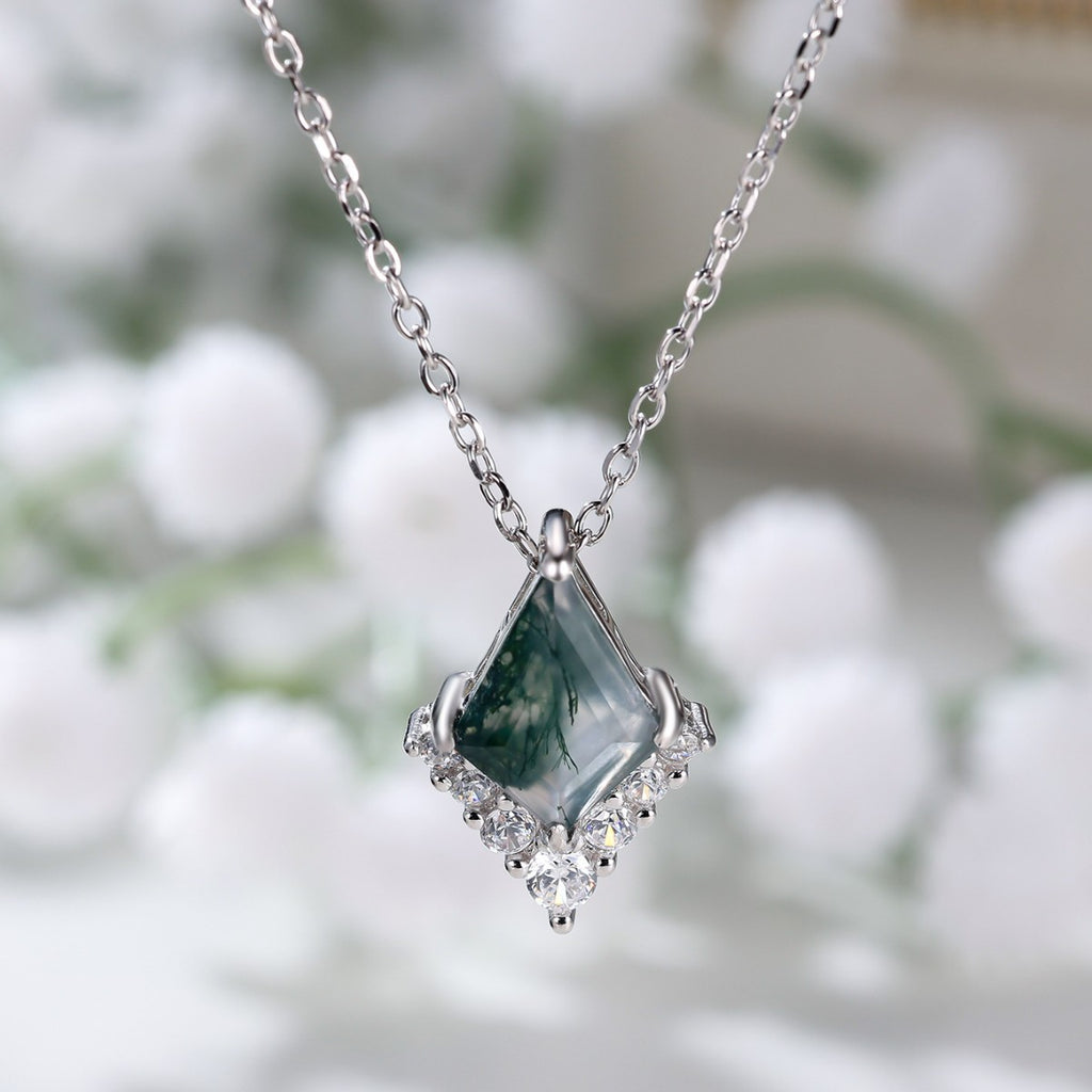 Kite Shape Moss Agate Cluster Necklace - Maris