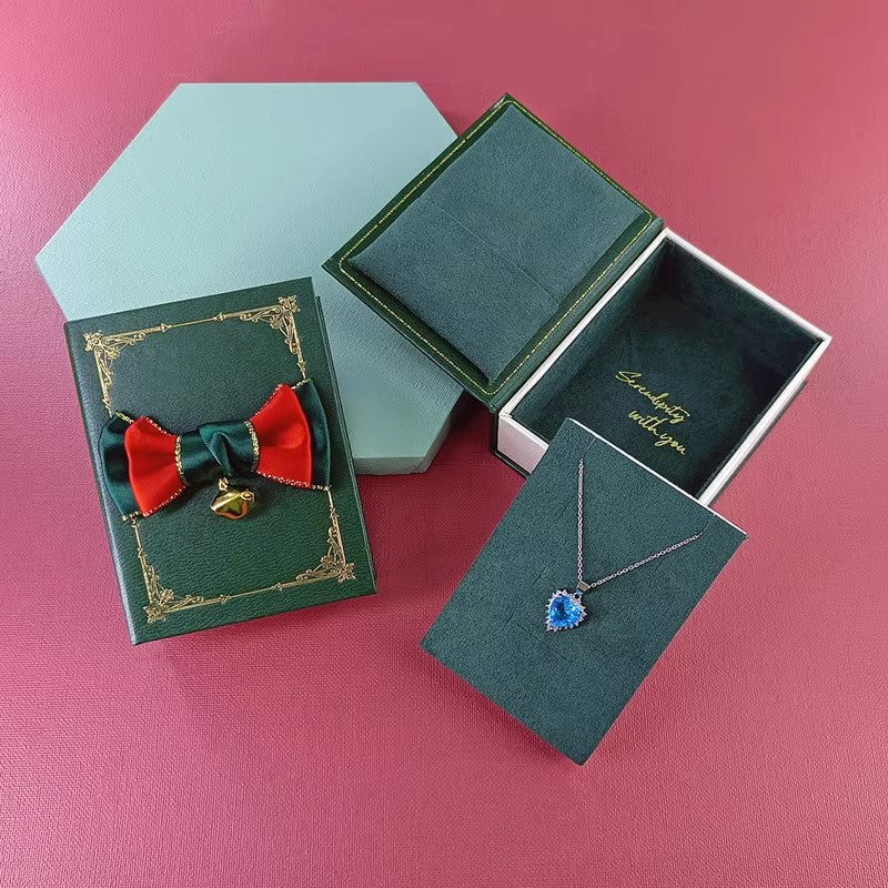Luxury Christmas Book-Style Jewelry Gift Box – Creative Flip-Book Design for Rings & Necklaces & Earrings