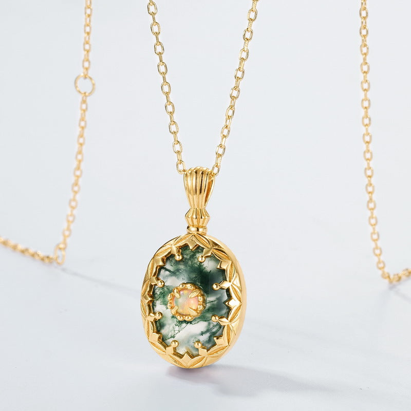 Oval Cut Moss Agate Vintage Necklaces - "Blanche"