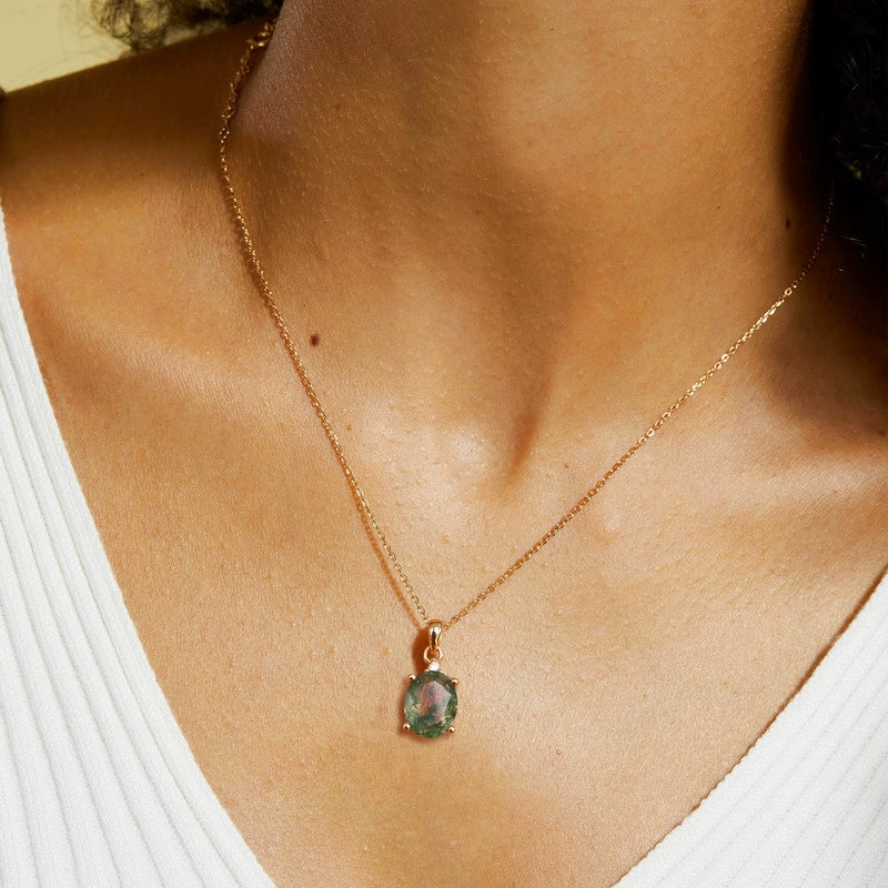 Oval Cut Moss Agate Classic Necklace - Jasmine