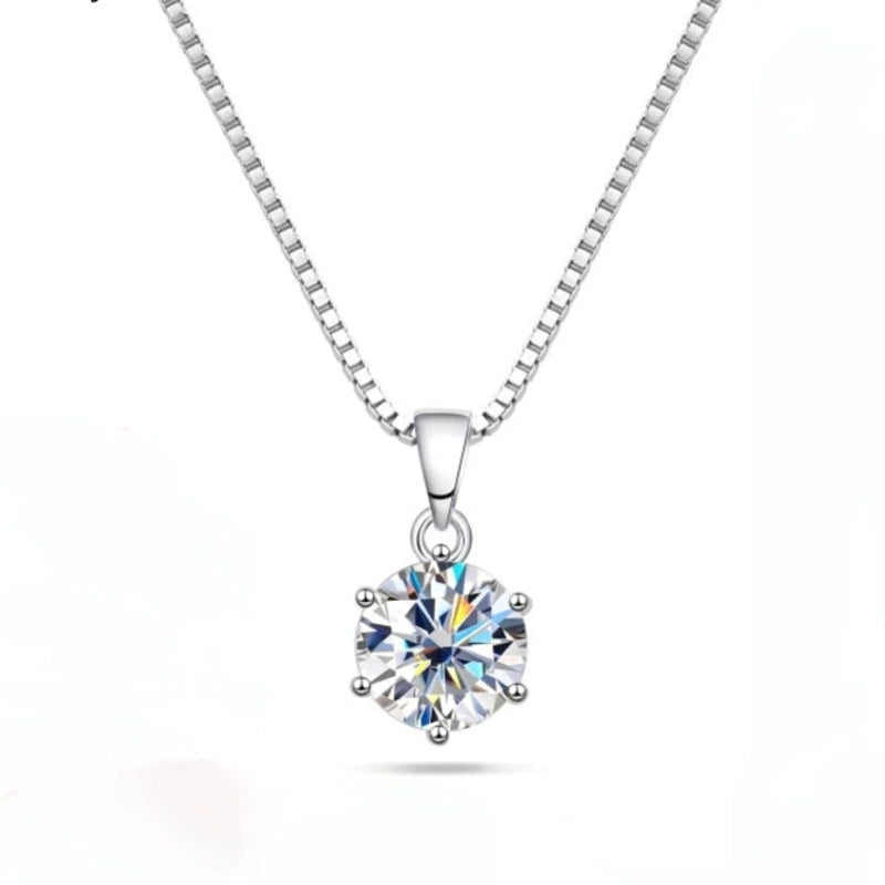 Isla Round Cut Moissanite Classic Necklace