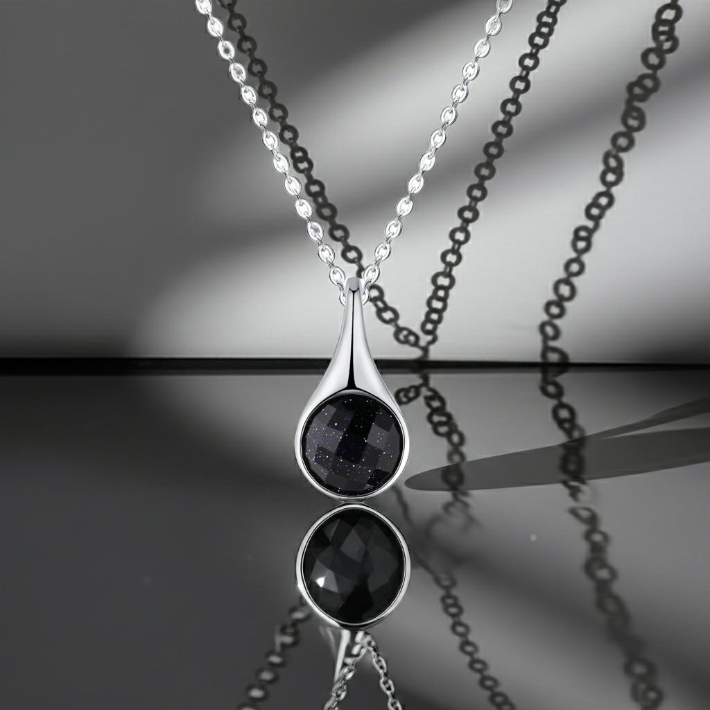 Collier classique Yvaine en grès bleu taille ronde