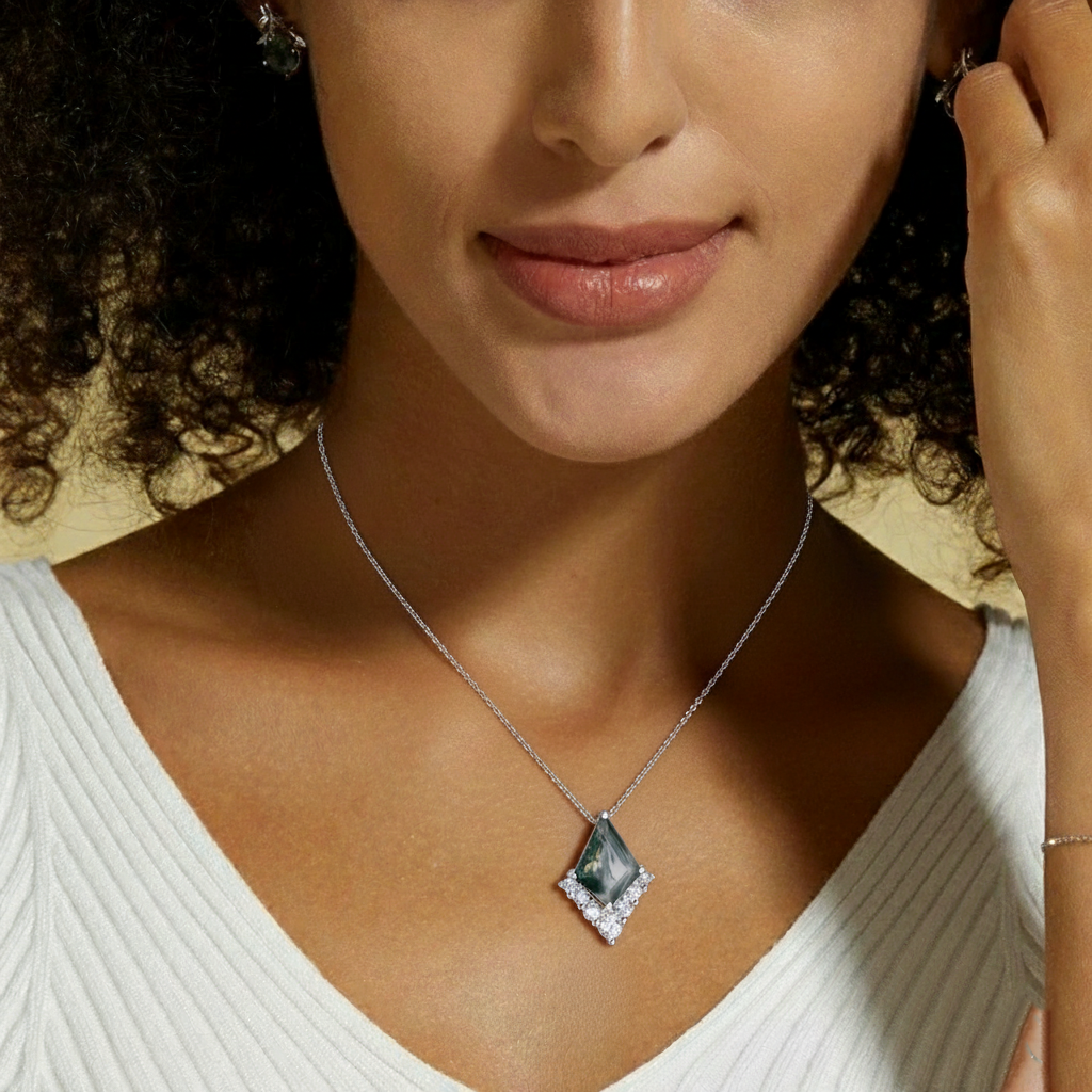 Kite Shape Moss Agate Cluster Necklace - Maris