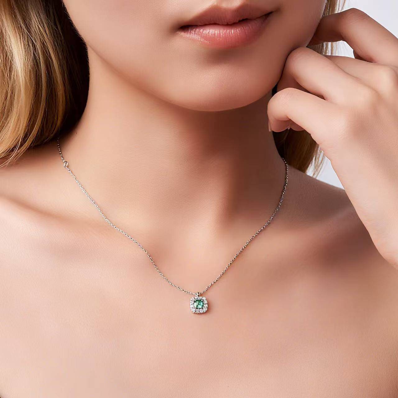 Tala - Round Cut Green Moissanite Halo Necklace