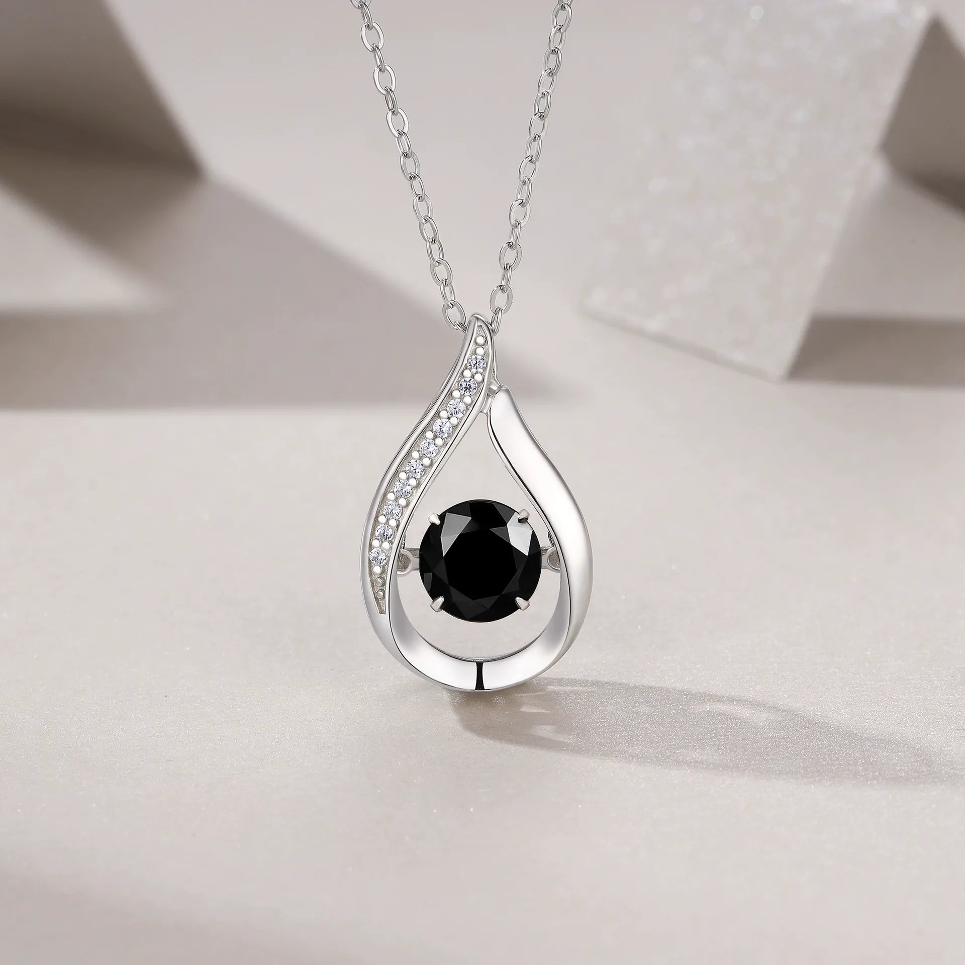 Noirra Round Cut Black Moissanite Classic Necklace