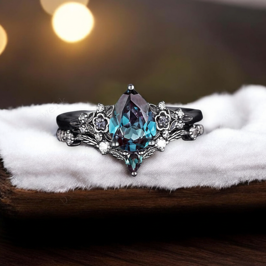 Antique Gothic Black Gold Pear Shape Alexandrite Bridal Ring Set