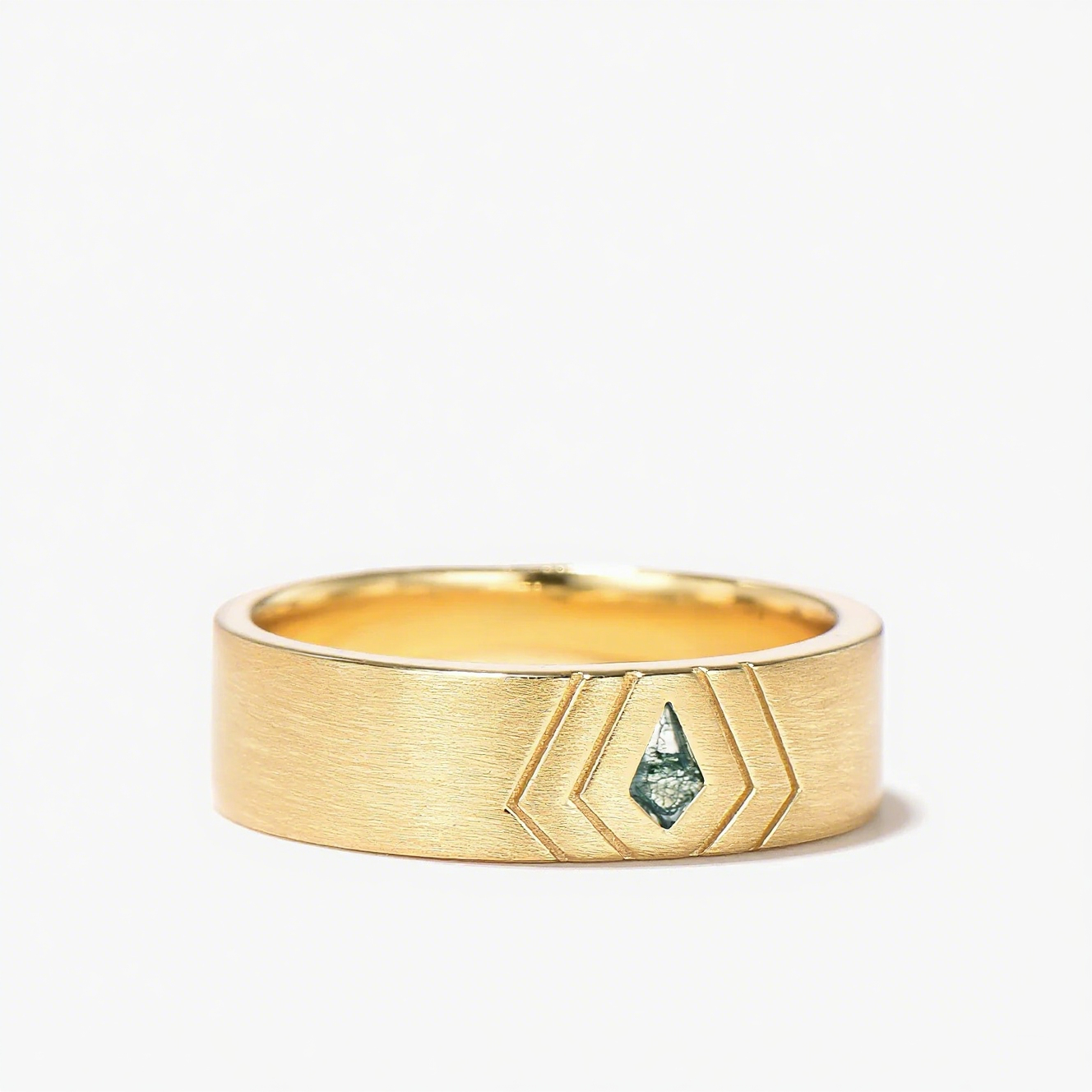 6MM Brushed Kite Cut Moss Agate Solitaire Men Band