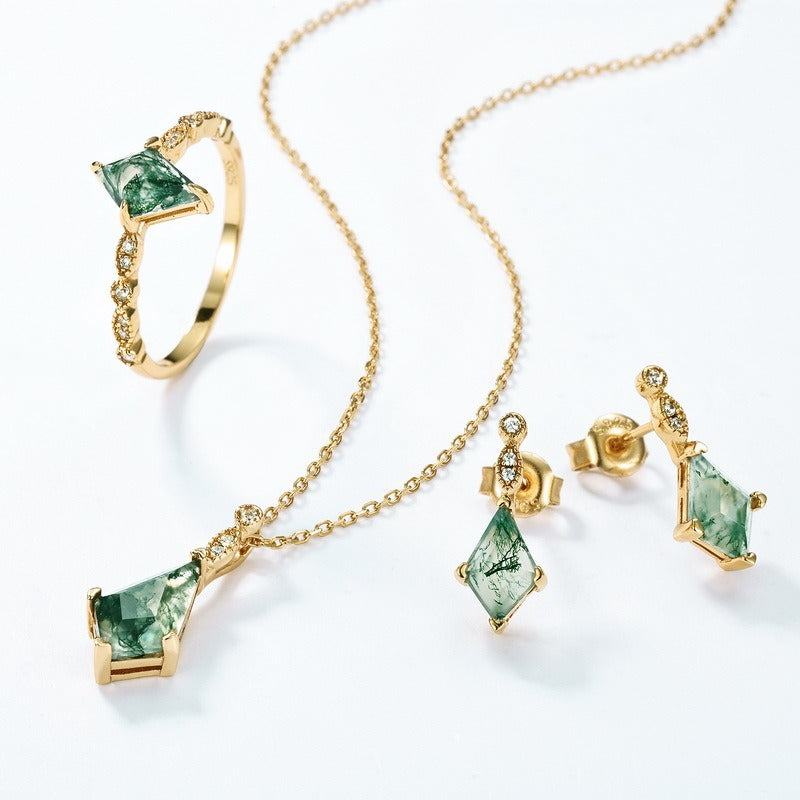 Aurelia Kite Cut Moss Agate Classic Necklace