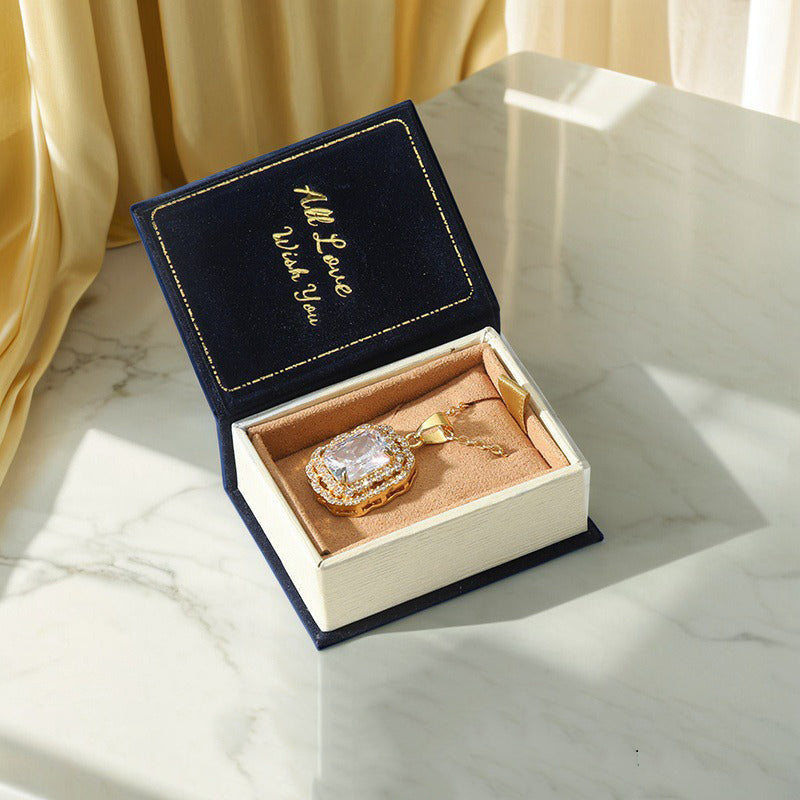 Vintage Flip-Top Magnetic Necklace Box Creative Book-Style Jewelry Packaging for Pendants Earrings & Rings