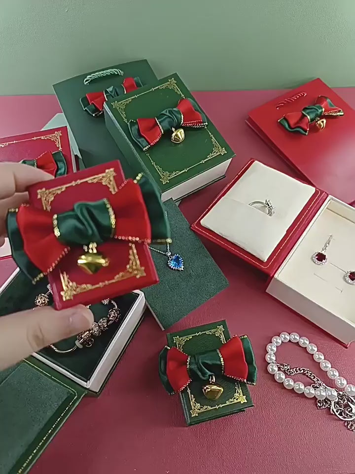 Luxury Christmas Book-Style Jewelry Gift Box – Creative Flip-Book Design for Rings & Necklaces & Earrings