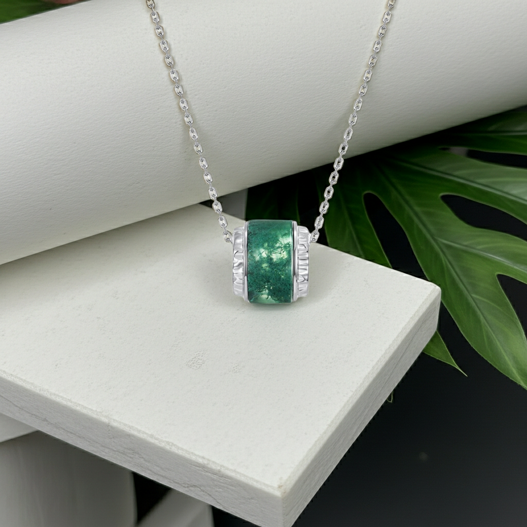 Melora - Moss Agate Inlay Halo Necklace
